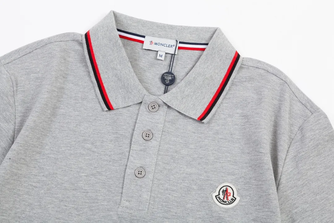 MONCLER Classic Lo GO ， Retro Same Style Polo Versatile : Gray Size：M-2XL